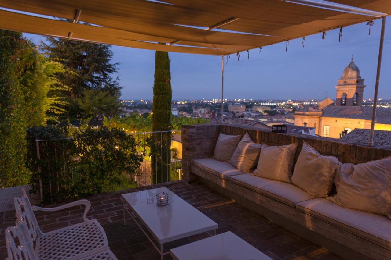 B&B Di Charme Le Contrade Сантарканджело-ді-Романья Екстер'єр фото